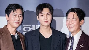 Ada Lee Min Ho Hingga Jin BTS, Intip Potret Menawan Para Selebriti Korea di Premiere Film 'The Hunt'