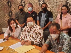 Pelapor Merasa Miris Lihat Roy Suryo Tertawa di Acara Klub Mercy