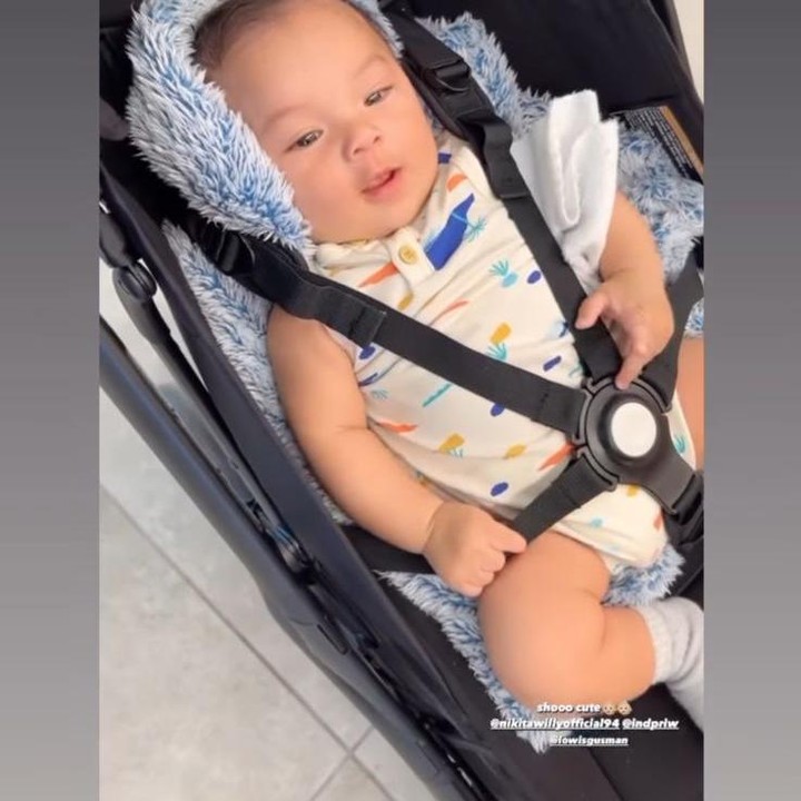 <p>Potret baby Issa seringkali dibagikan Nikita dan Indra melalui unggahan Instagram pribadinya. Issa juga kerap tampil <em>stylish</em> meskipun masih bayi. (Foto: Instagram @nikitawillyofficial94)</p>