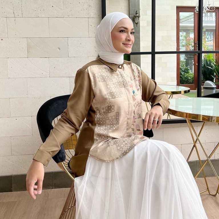 9 Potret Putri Zulkifli Hasan Makin Cantik Usai Cerai dari Anak Amien