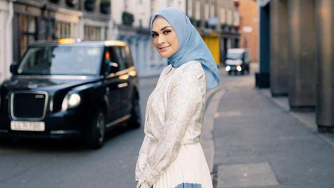 9 Portraits of Princess Zulkifli Hasan More Beautiful After Divorce