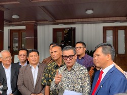 Pendamping Ayah Brigadir J: Mahfud Geleng-geleng Lihat Visum Awal