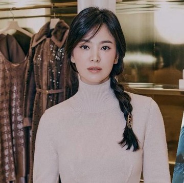 img-title The Glory, Drama Korea Terbaru Song Hye Kyo dan Lee Do Hyun yang Akan Tayang di Netflix