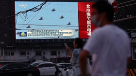 Puluhan Jet Tempur dan Kapal Perang China Terobos Wilayah Taiwan
