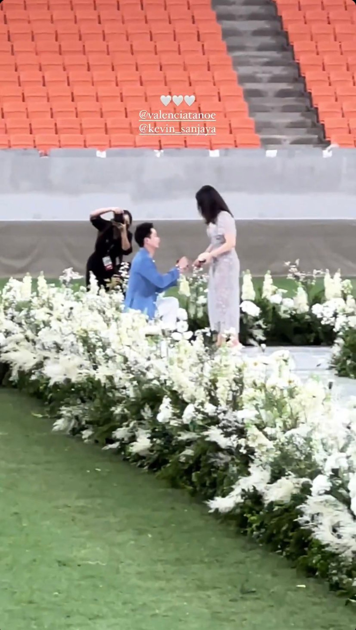 Valencia Tanoe dan Kevin Sanjaya