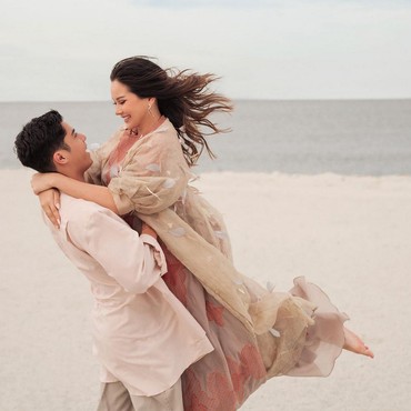 Niat Serius, Al Ghazali Putus dengan Alyssa Daguise Usai Salat Istikarah