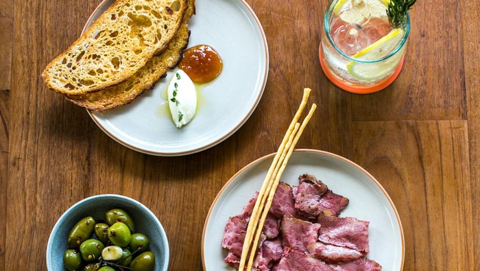 Populer di Bali, Beragam Makanan Enak ala Chef Benyamin Kini Bisa Dinikmati di Raffles Hotel Jakarta! Populer di Bali, Beragam Makanan Enak ala Chef Benyamin Kini Bisa Dinikmati di Raffles Hotel Jakarta!