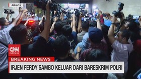 VIDEO: Irjen Ferdy Sambo Keluar Dari Barekrim Polri