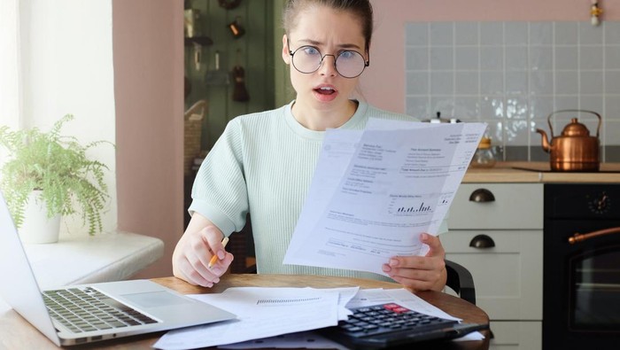 Inflasi Nyaris Samai Kenaikan UMP Jakarta! Duh, Indonesia Bakal Resesi?