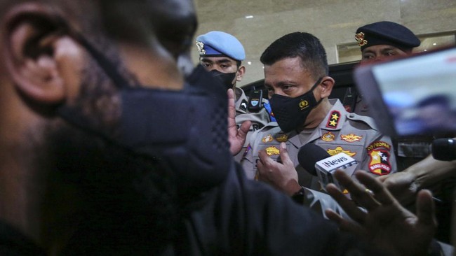 Sidang etik Sambo bersamaan dengan lima polisi lainnya yang diduga melakukan tindak pidana menghalangi proses penyidikan dalam kasus kematian Brigadir J.