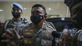 Pengacara Bharada E Sebut Ada Ferdy Sambo saat Penembakan Brigadir J