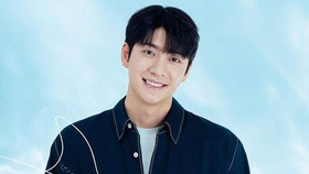 Pamer Rambut Cepak, Kang Tae-oh Mulai Wamil Hari Ini