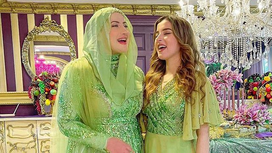 Keluarga Tasya Farasya dan Tasyi Athasyia Keluarga Tasya Farasya dan Tasyi Athasyia