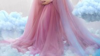 <p>Semoga Bella dan bayinya sehat sampai lahiran ya. Semakin nggak sabar lihat Air Rumi jadi abang ya, Bunda. (Foto: Instagram @_irishbella_)</p>