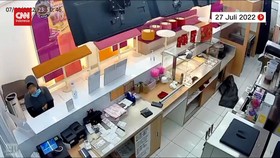 VIDEO: Pura-Pura Jadi Pembeli, 2 Perempuan Ini Ternyata Pencuri