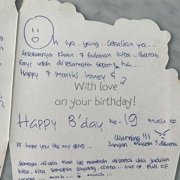 7 Potret Lawas Surat Cinta Titi Kamal Untuk Christian Sugiono Bikin Baper