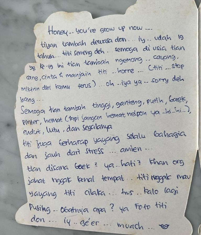 Titi Kamal dan Christian Sugiono Titi Kamal dan Christian Sugiono