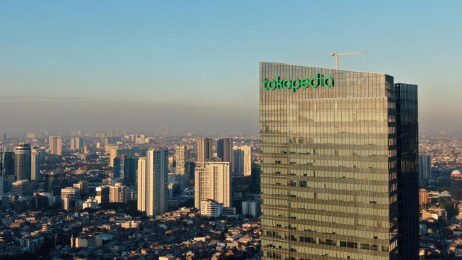 Tokopedia resmi membuka gudang pintar baru di Osowilangun, Surabaya, Jawa Timur, pada Kamis (20/10).