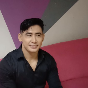 Tukang Tahu Gejrot Tampan Ngaku Pernah Didekati Artis, Inikah Sosoknya?