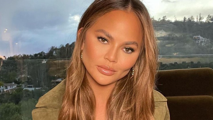 Chrissy Teigen Chrissy Teigen