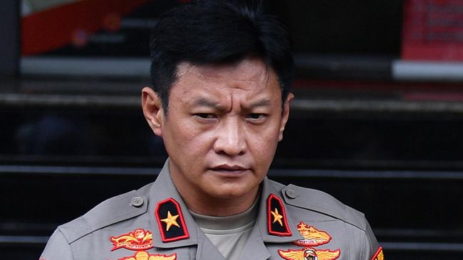 Mabes Polri telah menunjuk jenderal senior bintang dua angkatan 1990 untuk memimpin sidang etik Brigjen Hendra Kurniawan.