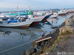 Nelayan di Bone Kesulitan Dapat Solar, Sudah Sepekan Tak Melaut