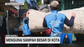 VIDEO: Jemput Bola Sampah Besar Bandung