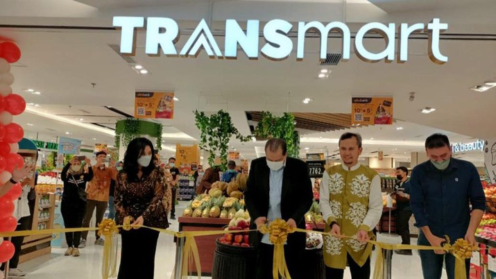 Peresmian Transmart Subaya