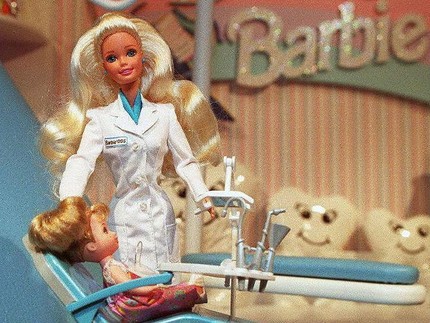 7 Boneka Barbie Paling Mahal di Dunia, Ada yang Seharga Rumah Mewah Bun