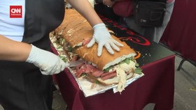 VIDEO: Sandwich Raksasa 74 Meter Dan Berat 800 Kilogram Pecahkan Rekor