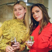 Dilanda Isu Tidak Akur, Intip Gaya Kompak Victoria Beckham dan Nicola Peltz