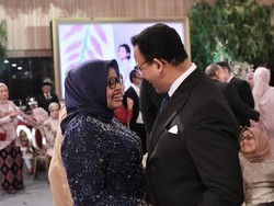 Syukuri Milad Istri, Anies Kenang Perjalanan Panjang Hidup Bersama