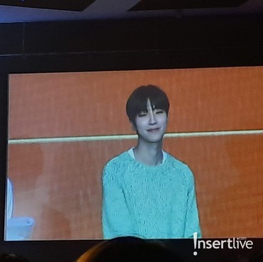 6 Aksi Gemas Hwang In Yeop di Jakarta, Makan Bakwan hingga Adu Panco