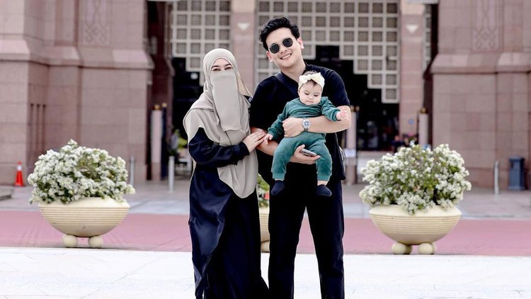 Kisah Wardah Maulina dan Natta Reza Kisah Wardah Maulina dan Natta Reza