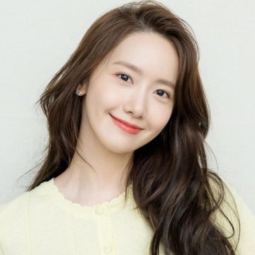 img-title Disebut 'Paket Komplit', Artis Korea Cantik Kesayangan Fans Ini Juga Memiliki Hati Bak Malaikat