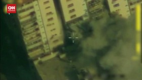 VIDEO: Penampakan Rudal Israel Menghantam Bangunan di Gaza