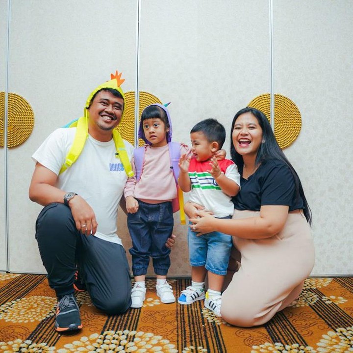 <p>Kahiyang Ayu dan Bobby Nasution tengah berbahagia, nih. Mereka baru saja merayakan hari ulang tahun anak kedua, Panembahan Al Nahyan Nasution. (Foto: Instagram @bobbynst)</p>