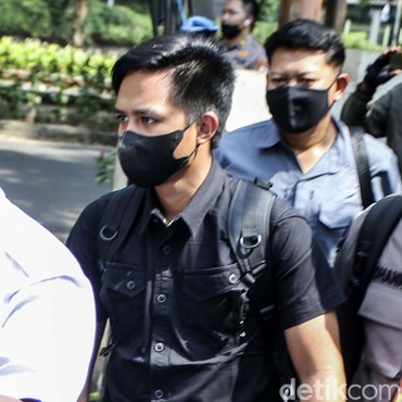 Ferdy Sambo Sempat Beri Uang pada Bharada E tapi Ditolak, Berapa Nominalnya?