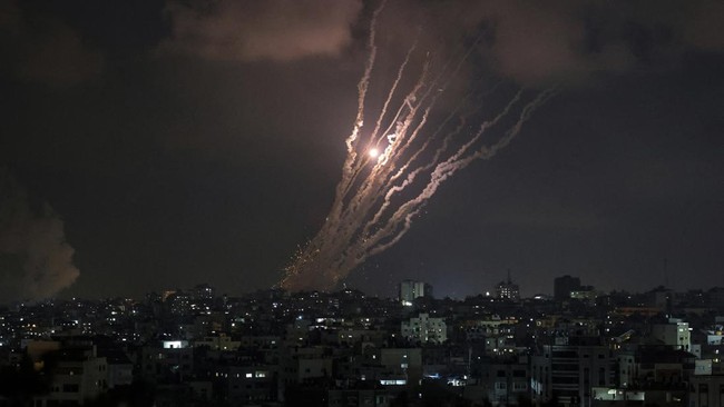 Kementerian Kesehatan Jalur Gaza mengungkapkan total korban tewas akibat gempuran Israel meningkat jadi 29 orang.