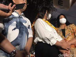 Tangis Istri Ferdy Sambo dan Ungkapan Cinta untuk Sang Suami