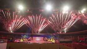 FOTO: Ditutup Jokowi, Indonesia Juara ASEAN Para Games 2022