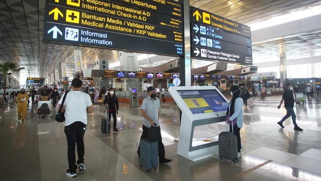 AP II menyebut jumlah pergerakan penumpang melalui Bandara Soetta) mencapai 150.740 orang pada H-1 Iduladha 2023.