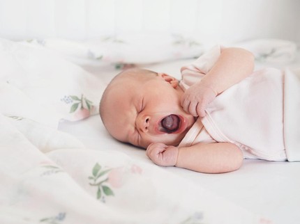 Cara Membersihkan Lidah Putih pada Bayi, Jangan Asal Ya Bun