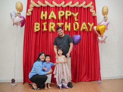 7 Potret Ultah Sedah Mirah Anak Perempuan Kahiyang Ayu, Kece Pakai Sepatu Roda