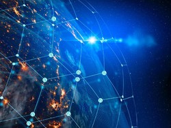 Pilih Satelit Starlink atau Intenet Kabel, Lebih Stabil Mana?