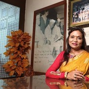 Kisah Perempuan dari Kasta Terendah di India: Korban Pernikahan Dini hingga Jadi Pengusaha Sukses Berharta Triliunan!