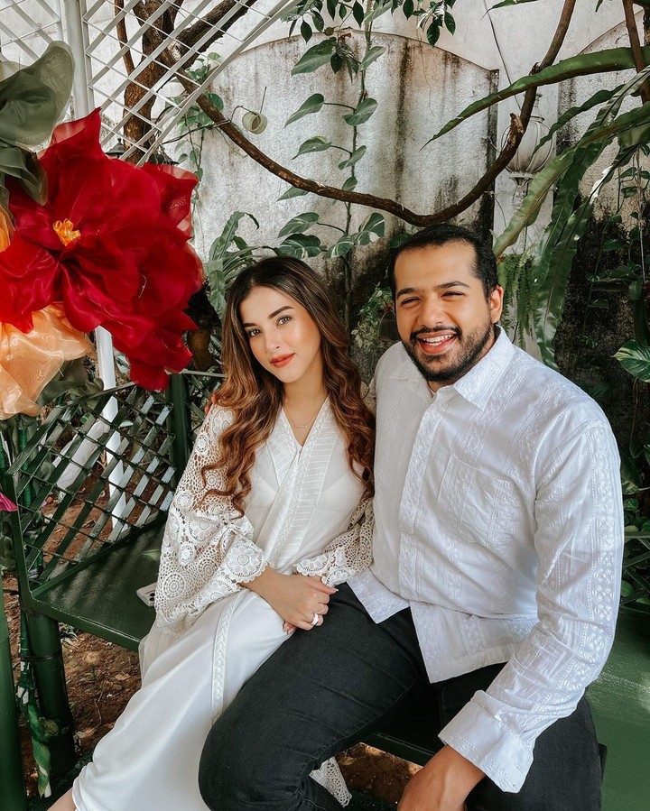 Beauty vlogger Tasya Farasya dan suami kini tengah menantikan anak kedua mereka nih Bunda. Masuki trimester 2, Tasya masih sangat aktif berkegiatan lho.