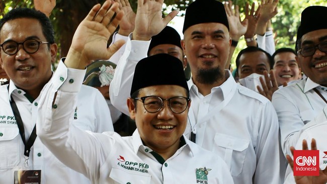 Ketua Umum PKB Muhaimin Iskandar alias Cak Imin mengaku akan berbicara empat mata dengan Puan Maharani membahas koalisi PKB dan Gerindra.