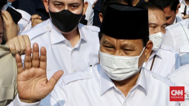 Ketua Umum Partai Gerindra Prabowo Subianto mengaku gembira saat mendengar kabar Kaesang Pangarep tertarik terjun ke politik.