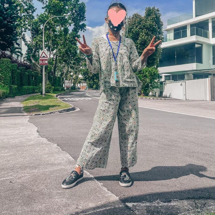 <p>Saat <em>Free Dress Day</em>, hari di mana semua guru dan murid memakai baju bebas di sekolahnya, Aisha sangat antusias mempersiapkan pakaiannya. “Si heboh dan super prepare harus tampil maksimal….kayak sapa deh,” tulis Denada. (Foto: Instagram @denadaindonesia)</p>